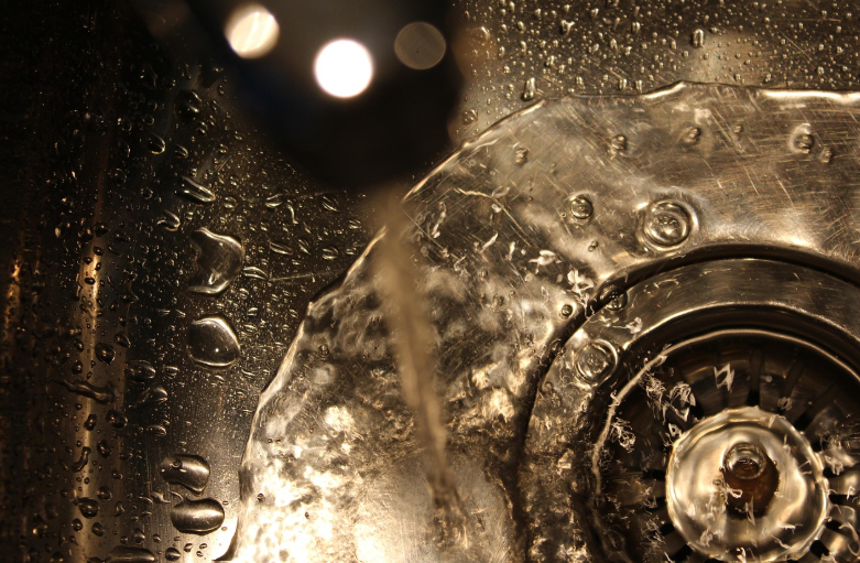 Emergency drain unclogging in Long Island.